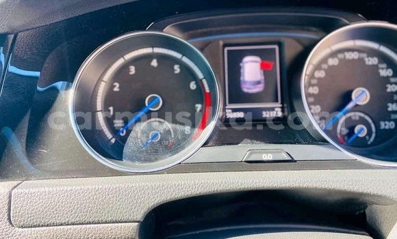 Acheter Occasion Voiture Volkswagen Golf R Rouge à Beitbridge, Matabeleland South Acheter Occasion Voiture Volkswagen Golf R Rouge à Beitbridge, Matabeleland South