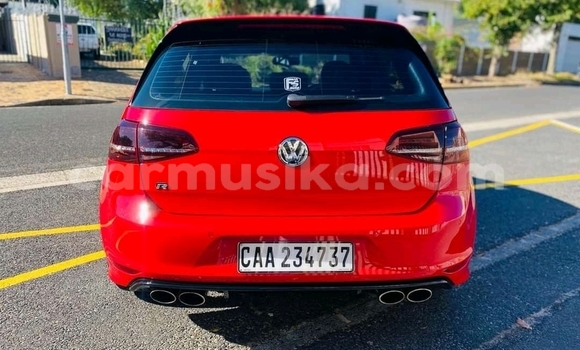 Acheter Occasion Voiture Volkswagen Golf R Rouge à Beitbridge, Matabeleland South Acheter Occasion Voiture Volkswagen Golf R Rouge à Beitbridge, Matabeleland South
