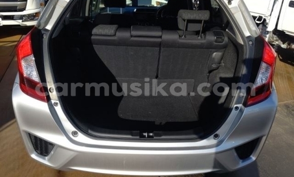 Acheter Occasion Voiture Honda Fit Gris à Beitbridge, Matabeleland South Acheter Occasion Voiture Honda Fit Gris à Beitbridge, Matabeleland South