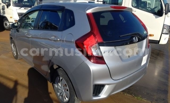 Acheter Occasion Voiture Honda Fit Gris à Beitbridge, Matabeleland South Acheter Occasion Voiture Honda Fit Gris à Beitbridge, Matabeleland South