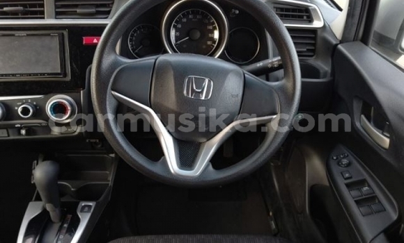 Acheter Occasion Voiture Honda Fit Gris à Beitbridge, Matabeleland South Acheter Occasion Voiture Honda Fit Gris à Beitbridge, Matabeleland South