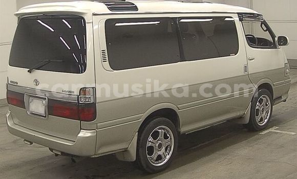 Buy Used Toyota Hiace Other Car in Beitbridge in Matabeleland South Buy Used Toyota Hiace Other Car in Beitbridge in Matabeleland South