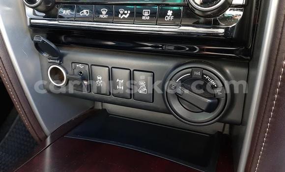 Nunua Ilio tumika Toyota Fortuner Nyeupe Gari ndani ya Beitbridge nchini Matabeleland Kusini Nunua Ilio tumika Toyota Fortuner Nyeupe Gari ndani ya Beitbridge nchini Matabeleland Kusini