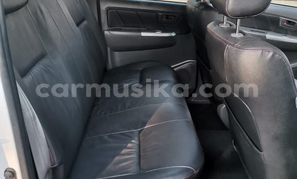 Acheter Occasion Voiture Toyota Hilux Blanc à Beitbridge, Matabeleland South Acheter Occasion Voiture Toyota Hilux Blanc à Beitbridge, Matabeleland South