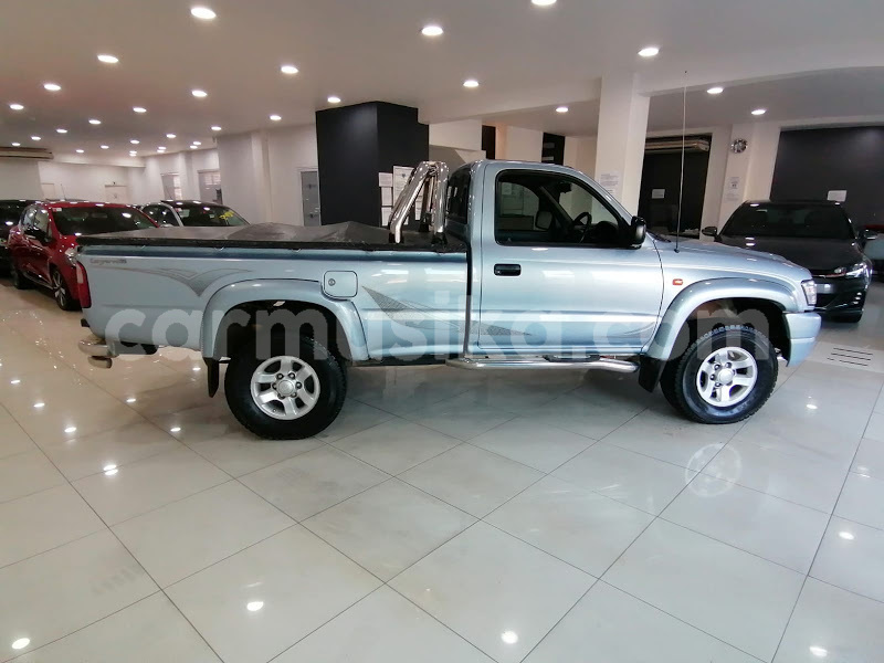 Big with watermark toyota hilux matabeleland south beitbridge 20918
