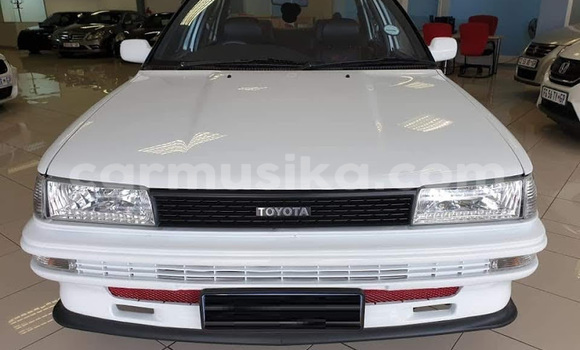 Acheter Occasion Voiture Toyota Corolla Blanc à Beitbridge, Matabeleland South Acheter Occasion Voiture Toyota Corolla Blanc à Beitbridge, Matabeleland South