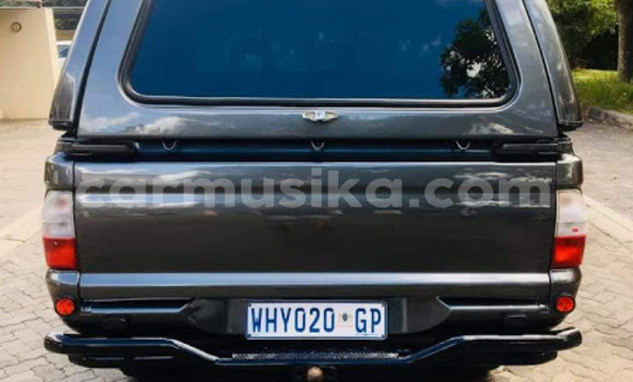 Tenga Tsaru Mitsubishi Colt Zvimwe Mota in Beitbridge in Matabeleland South Tenga Tsaru Mitsubishi Colt Zvimwe Mota in Beitbridge in Matabeleland South