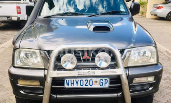 Tenga Tsaru Mitsubishi Colt Zvimwe Mota in Beitbridge in Matabeleland South Tenga Tsaru Mitsubishi Colt Zvimwe Mota in Beitbridge in Matabeleland South