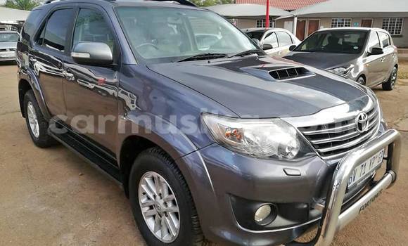 Buy Used Toyota Fortuner Black Car in Beitbridge in Matabeleland South