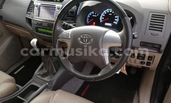 Acheter Occasion Voiture Toyota Fortuner Noir à Beitbridge, Matabeleland South Acheter Occasion Voiture Toyota Fortuner Noir à Beitbridge, Matabeleland South