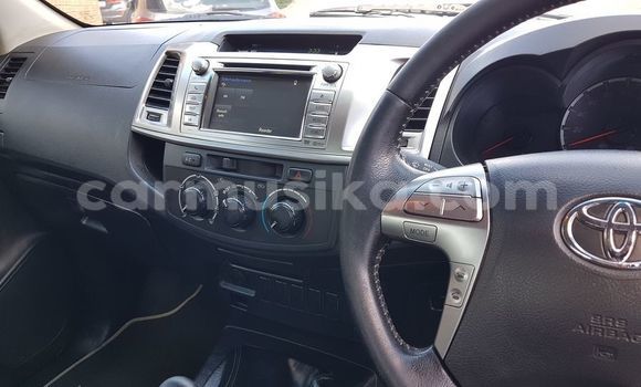 Acheter Occasion Voiture Toyota Hilux Blanc à Beitbridge, Matabeleland South Acheter Occasion Voiture Toyota Hilux Blanc à Beitbridge, Matabeleland South