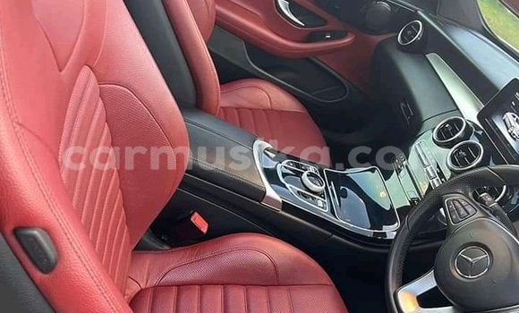 Acheter Occasion Voiture Mercedes-Benz C-Classe Blanc à Beitbridge, Matabeleland South Acheter Occasion Voiture Mercedes-Benz C-Classe Blanc à Beitbridge, Matabeleland South