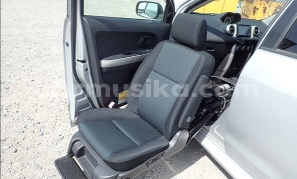 Buy Used Toyota IST Silver Car in Beitbridge in Matabeleland South Buy Used Toyota IST Silver Car in Beitbridge in Matabeleland South