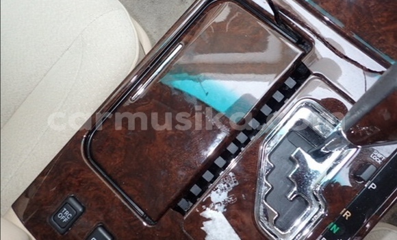 Tenga Tsaru Toyota Crown Chena Mota in Beitbridge in Matabeleland South Tenga Tsaru Toyota Crown Chena Mota in Beitbridge in Matabeleland South