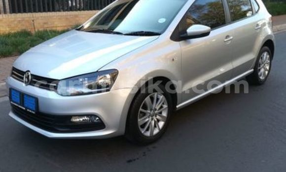 Nunua Ilio tumika Volkswagen Polo Fedha Gari ndani ya Beitbridge nchini Matabeleland Kusini Nunua Ilio tumika Volkswagen Polo Fedha Gari ndani ya Beitbridge nchini Matabeleland Kusini