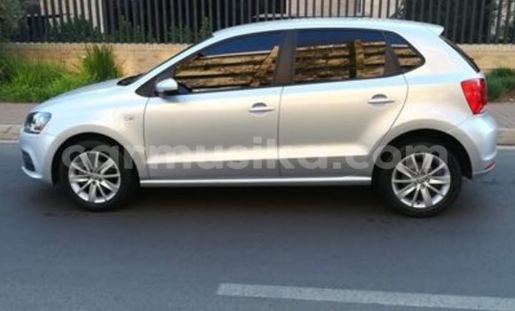 Nunua Ilio tumika Volkswagen Polo Fedha Gari ndani ya Beitbridge nchini Matabeleland Kusini Nunua Ilio tumika Volkswagen Polo Fedha Gari ndani ya Beitbridge nchini Matabeleland Kusini