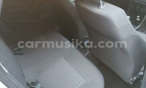 Nunua Ilio tumika Volkswagen Polo Fedha Gari ndani ya Beitbridge nchini Matabeleland Kusini Nunua Ilio tumika Volkswagen Polo Fedha Gari ndani ya Beitbridge nchini Matabeleland Kusini