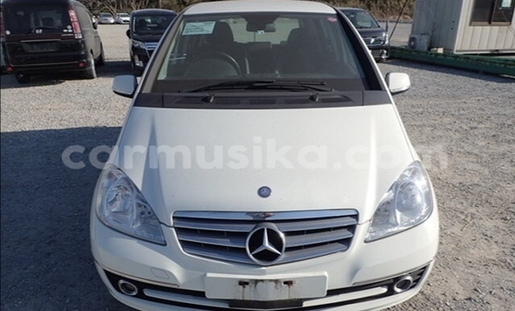 Buy Used Mercedes‒Benz A–Class White Car in Beitbridge in Matabeleland South Buy Used Mercedes‒Benz A–Class White Car in Beitbridge in Matabeleland South