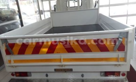 Nunua Ilio tumika Toyota Corsa Nyeupe Gari ndani ya Beitbridge nchini Matabeleland Kusini Nunua Ilio tumika Toyota Corsa Nyeupe Gari ndani ya Beitbridge nchini Matabeleland Kusini