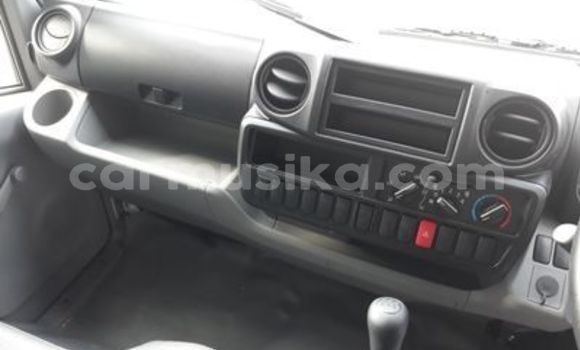Nunua Ilio tumika Toyota Corsa Nyeupe Gari ndani ya Beitbridge nchini Matabeleland Kusini Nunua Ilio tumika Toyota Corsa Nyeupe Gari ndani ya Beitbridge nchini Matabeleland Kusini