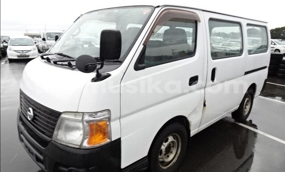 Buy Used Nissan Caravan White Car in Beitbridge in Matabeleland South Buy Used Nissan Caravan White Car in Beitbridge in Matabeleland South
