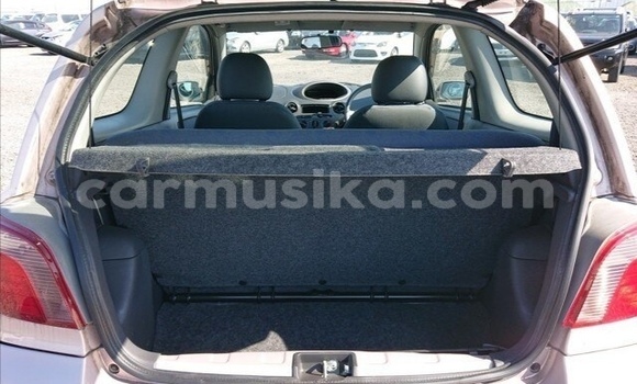 Tenga Tsaru Toyota Vitz Zvimwe Mota in Beitbridge in Matabeleland South Tenga Tsaru Toyota Vitz Zvimwe Mota in Beitbridge in Matabeleland South