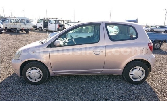 Tenga Tsaru Toyota Vitz Zvimwe Mota in Beitbridge in Matabeleland South Tenga Tsaru Toyota Vitz Zvimwe Mota in Beitbridge in Matabeleland South