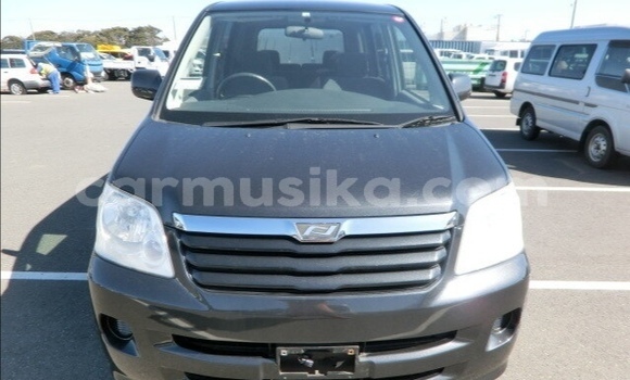 Buy Used Toyota Noah Black Car in Beitbridge in Matabeleland South Buy Used Toyota Noah Black Car in Beitbridge in Matabeleland South