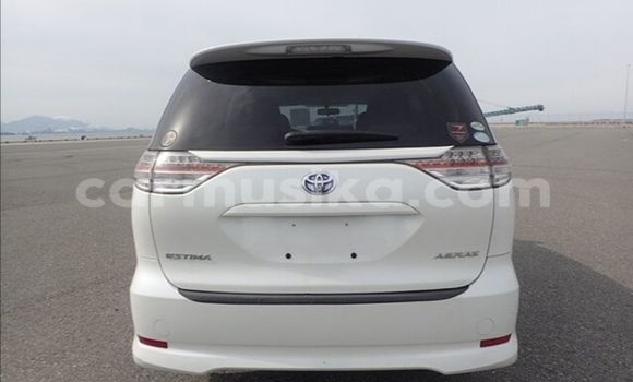 Tenga Tsaru Toyota Estima Chena Mota in Beitbridge in Matabeleland South Tenga Tsaru Toyota Estima Chena Mota in Beitbridge in Matabeleland South