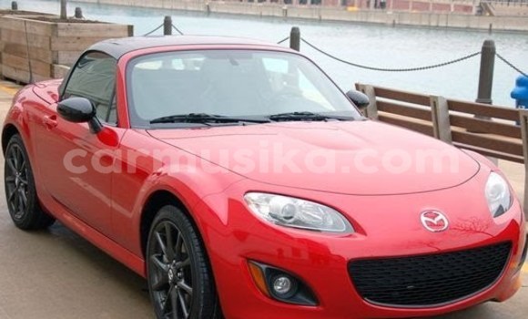 Tenga Tsaru Mazda MX-3 Tsvuku Mota in Beitbridge in Matabeleland South Tenga Tsaru Mazda MX-3 Tsvuku Mota in Beitbridge in Matabeleland South