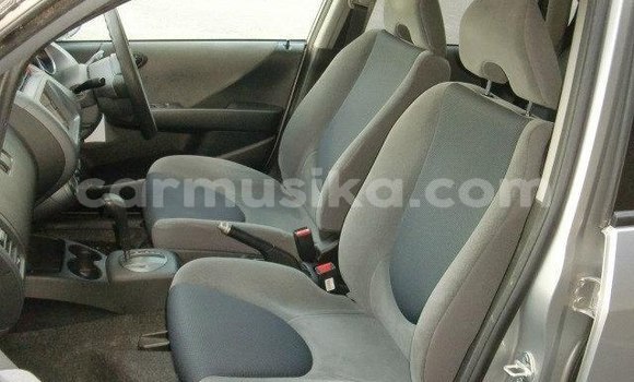 Tenga Tsaru Honda CR–V Sirivha Mota in Beitbridge in Matabeleland South Tenga Tsaru Honda CR–V Sirivha Mota in Beitbridge in Matabeleland South