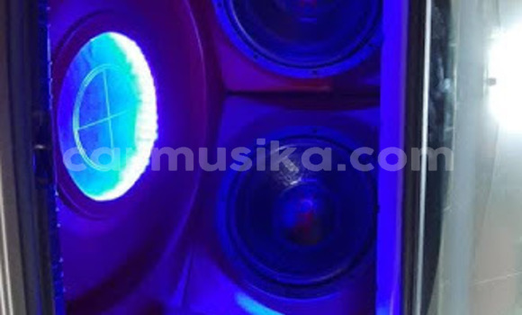 Tenga Tsaru BMW 3–Series Sirivha Mota in Beitbridge in Matabeleland South Tenga Tsaru BMW 3–Series Sirivha Mota in Beitbridge in Matabeleland South