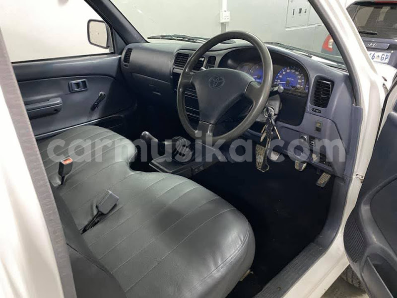 Big with watermark toyota hilux matabeleland south beitbridge 20988