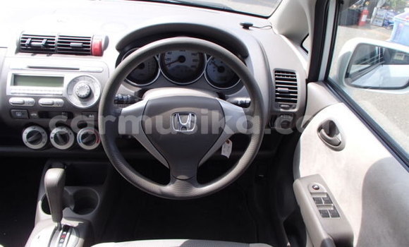 Tenga Tsaru Honda CR–V Chena Mota in Beitbridge in Matabeleland South Tenga Tsaru Honda CR–V Chena Mota in Beitbridge in Matabeleland South