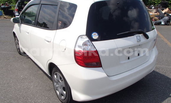 Tenga Tsaru Honda CR–V Chena Mota in Beitbridge in Matabeleland South Tenga Tsaru Honda CR–V Chena Mota in Beitbridge in Matabeleland South