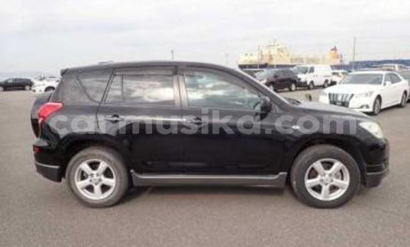 Acheter Occasion Voiture Toyota RAV4 Noir à Beitbridge, Matabeleland South Acheter Occasion Voiture Toyota RAV4 Noir à Beitbridge, Matabeleland South