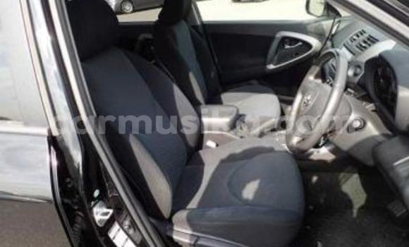 Acheter Occasion Voiture Toyota RAV4 Noir à Beitbridge, Matabeleland South Acheter Occasion Voiture Toyota RAV4 Noir à Beitbridge, Matabeleland South