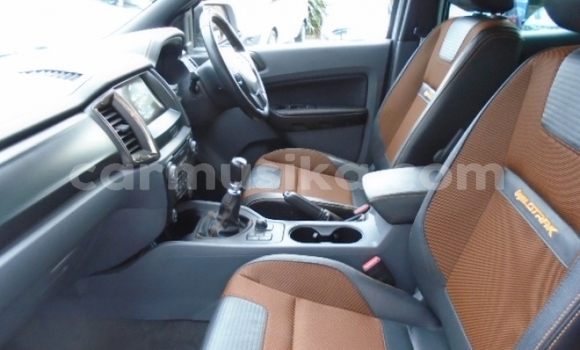 Tenga Tsaru FORD MUSTANG Sirivha Mota in Belvedere in Harare Tenga Tsaru FORD MUSTANG Sirivha Mota in Belvedere in Harare