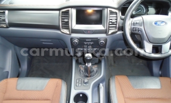 Tenga Tsaru FORD MUSTANG Sirivha Mota in Belvedere in Harare Tenga Tsaru FORD MUSTANG Sirivha Mota in Belvedere in Harare