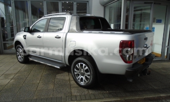 Tenga Tsaru FORD MUSTANG Sirivha Mota in Belvedere in Harare Tenga Tsaru FORD MUSTANG Sirivha Mota in Belvedere in Harare