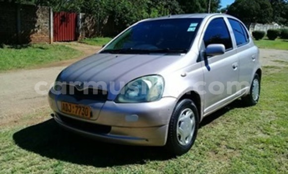 Acheter Occasion Voiture Toyota Vitz Gris à Harare, Harare Acheter Occasion Voiture Toyota Vitz Gris à Harare, Harare
