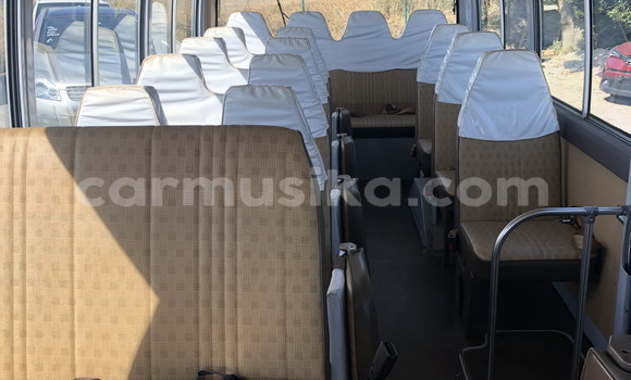 Buy Used Nissan Caravan Other Car in Beitbridge in Matabeleland South Buy Used Nissan Caravan Other Car in Beitbridge in Matabeleland South