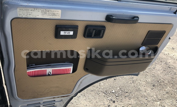 Buy Used Nissan Caravan Other Car in Beitbridge in Matabeleland South Buy Used Nissan Caravan Other Car in Beitbridge in Matabeleland South