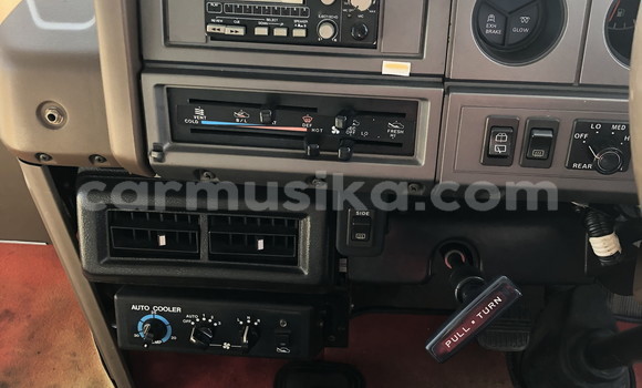 Buy Used Nissan Caravan Other Car in Beitbridge in Matabeleland South Buy Used Nissan Caravan Other Car in Beitbridge in Matabeleland South