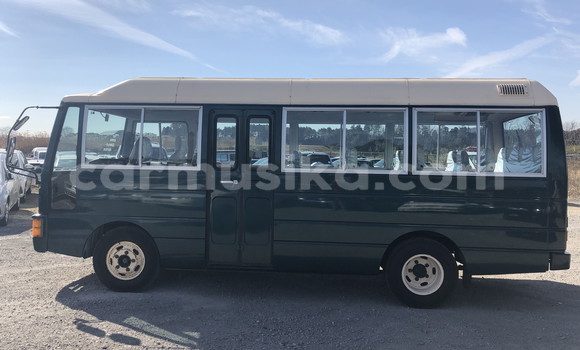 Buy Used Nissan Caravan Other Car in Beitbridge in Matabeleland South Buy Used Nissan Caravan Other Car in Beitbridge in Matabeleland South