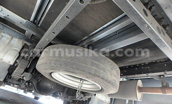 Buy Used Nissan Caravan Other Car in Beitbridge in Matabeleland South Buy Used Nissan Caravan Other Car in Beitbridge in Matabeleland South