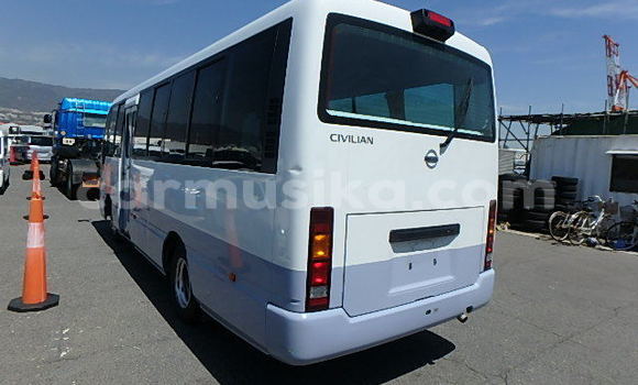 Buy Used Nissan Caravan Other Car in Beitbridge in Matabeleland South Buy Used Nissan Caravan Other Car in Beitbridge in Matabeleland South