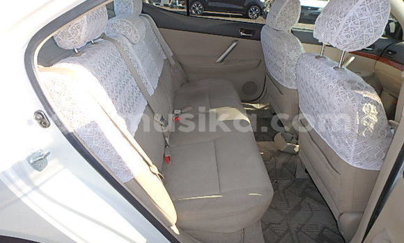 Acheter Occasion Voiture Toyota Allion Blanc à Beitbridge, Matabeleland South Acheter Occasion Voiture Toyota Allion Blanc à Beitbridge, Matabeleland South