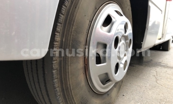 Buy Used Nissan Caravan Other Car in Beitbridge in Matabeleland South Buy Used Nissan Caravan Other Car in Beitbridge in Matabeleland South