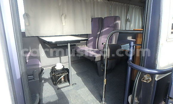 Acheter Occasion Voiture Nissan Caravan Autre à Beitbridge, Matabeleland South Acheter Occasion Voiture Nissan Caravan Autre à Beitbridge, Matabeleland South